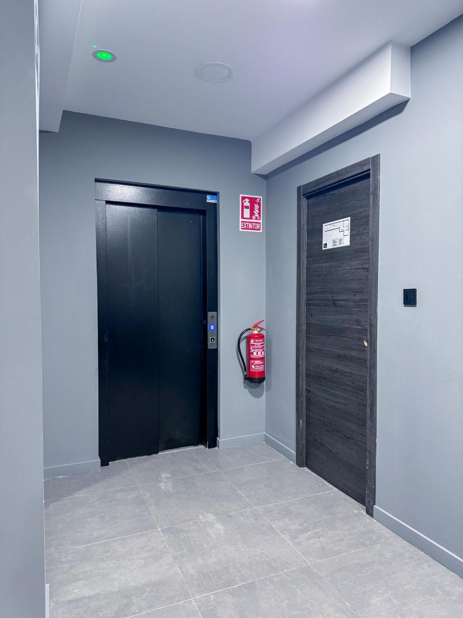 Zur Boutique Hostel Fuengirola Zewnętrze zdjęcie